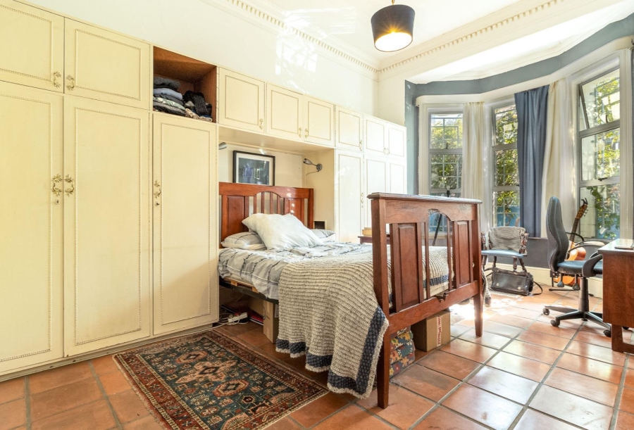5 Bedroom Property for Sale in Salt River Western Cape